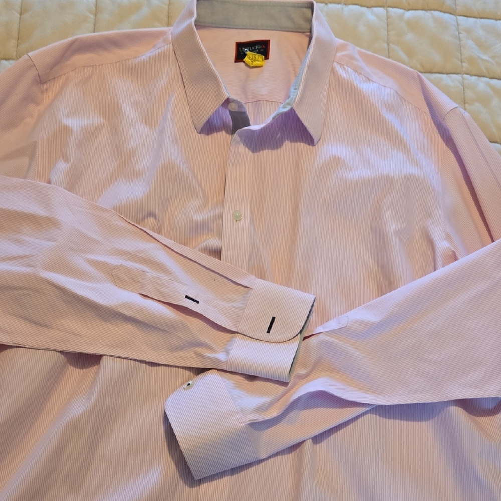 Untuckit Shirt
